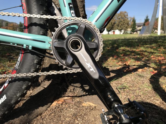 SHIMANO XTにアップチャージ！サスペンションフォークもROCKSHOX