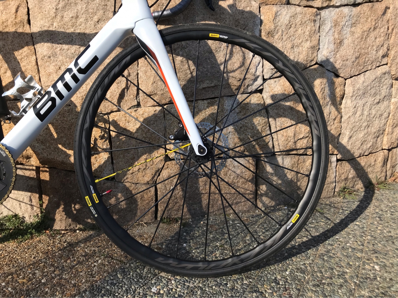 MAVIC KSYRIUM PRO UST DISCホイール取り付けました！ - Climb cycle