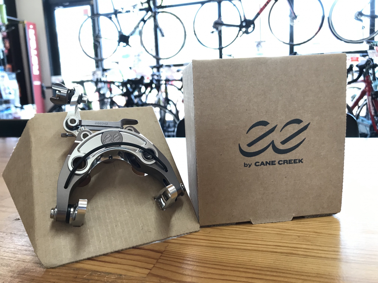 eeブレーキ 限定カラー　eecycleworks　eeBrake CANECREEK eeBrake G4限定カラー『El Real』入荷しました