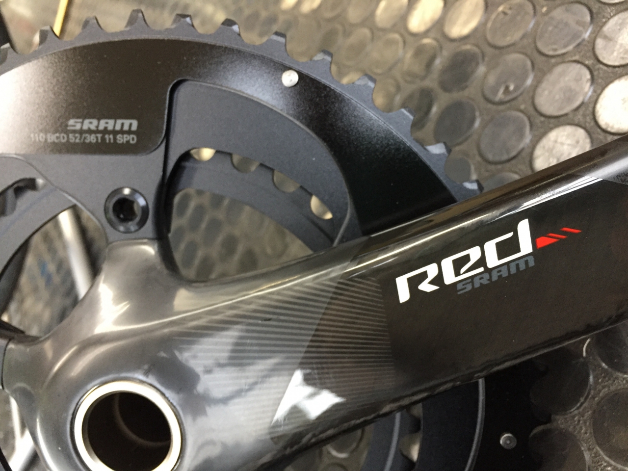 SRAM RED 22 カーボンクランク交換 - Climb cycle sports
